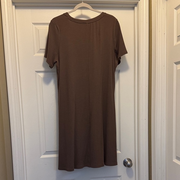 Woolx- “Harlowe” Brown Short Sleeve Dress with Pockets, XL, New Without Tags. - Picture 2 of 5